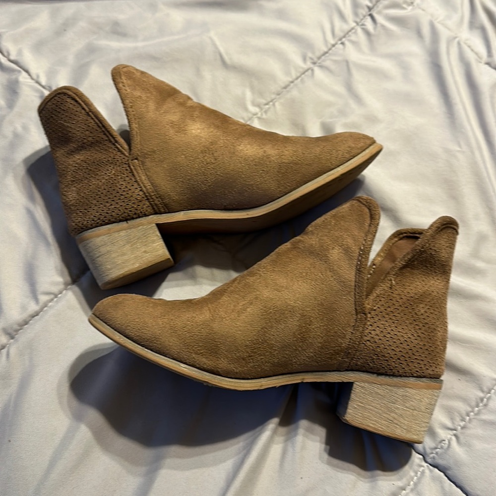 Seven7 ankle boots